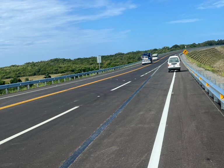 TRANSITO FLUIDO