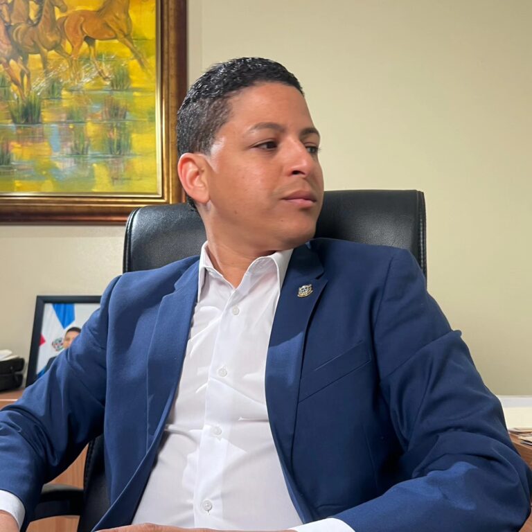 LUIS BAEZ