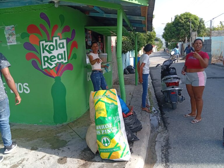 BASURA ACUMU