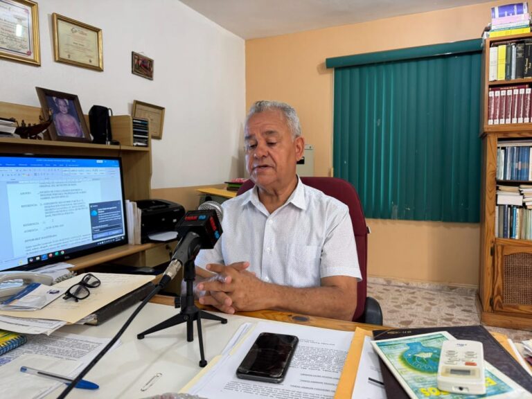 CRITICA FRENTE AM