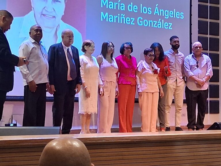 MAESTRA