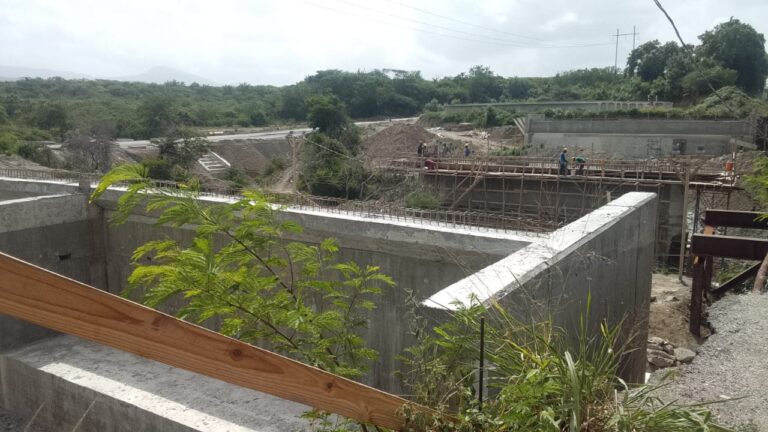 PUENTE GALEON